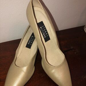 Stuart Weitzman Beige Textured Heels